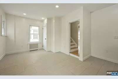 160 3rd Avenue, Hawthorne, NJ 07506 - Photo 19