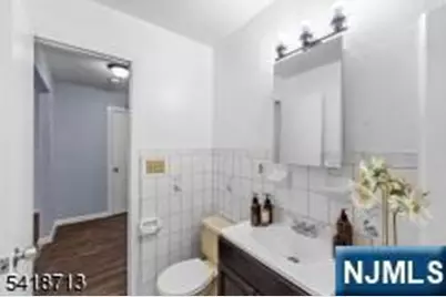 250 Clendenny Avenue 4 #4, Jersey City, NJ 07304 - Photo 7