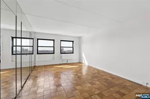 1600 Center Ave 12F, Fort Lee, NJ 07024 - Photo 13