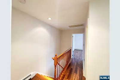 107 Roosevelt Place, Palisades Park, NJ 07650 - Photo 11