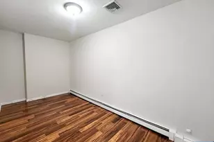 107 Roosevelt Pl, Palisades Park, NJ 07650 - Photo 13