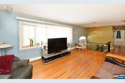 454 E Ridgewood Avenue, Paramus, NJ 07652 - Photo 11