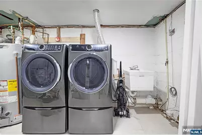 15 Kings Court, Woodcliff Lake, NJ 07677 - Photo 31