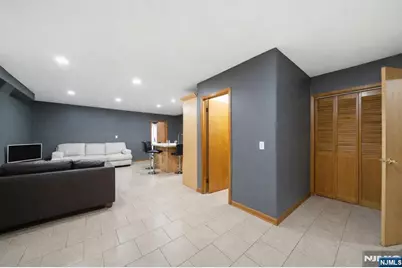 597 5th Street, Newark, NJ 07107 - Photo 35