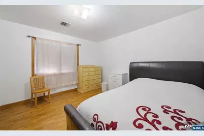 597 5th Street, Newark, NJ 07107 - Photo 33