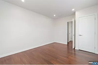 826 George Street 2nd Floor #2nd Floor, Plainfield, NJ 07062 - Photo 13