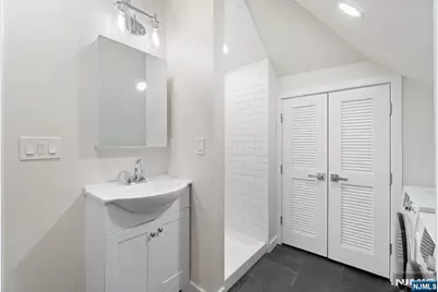 826 George Street 2nd Floor #2nd Floor, Plainfield, NJ 07062 - Photo 21