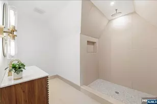 221 Clerk Street 2, Jersey City, NJ 07305 - Photo 11