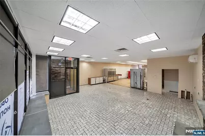 824 Broad Avenue, Ridgefield, NJ 07657 - Photo 9