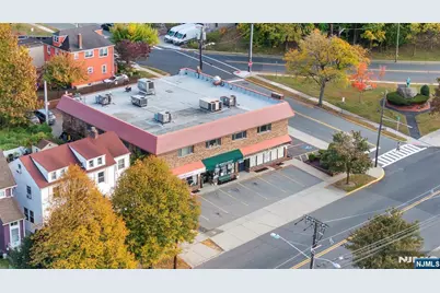 824 Broad Avenue, Ridgefield, NJ 07657 - Photo 21