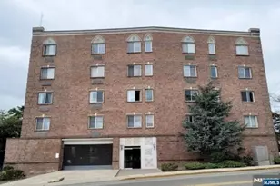 399 11th Street 306, Palisades Park, NJ 07650 - Photo 1