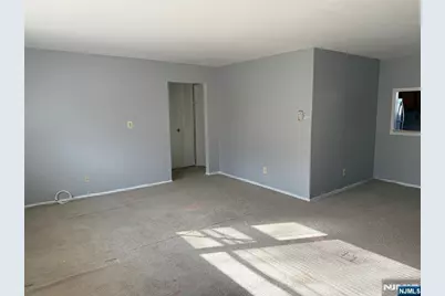 2-18 Virginia Drive B #B, Fair Lawn, NJ 07410 - Photo 5