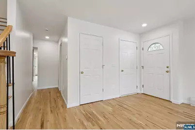 1561 Anderson Avenue, Fort Lee, NJ 07024 - Photo 5