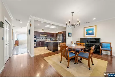 300 Gorge Road 57 #57, Cliffside Park, NJ 07010 - Photo 9