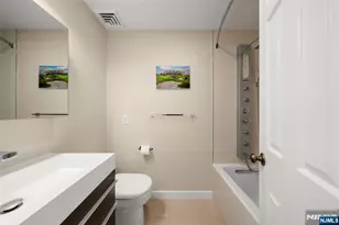 300 Gorge Road 57, Cliffside Park, NJ 07010 - Photo 21