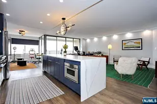 6 Horizon Road 2107, Fort Lee, NJ 07024 - Photo 9