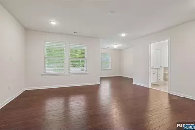 10 Winfield Drive 602 #602, Woodcliff Lake, NJ 07677 - Photo 25