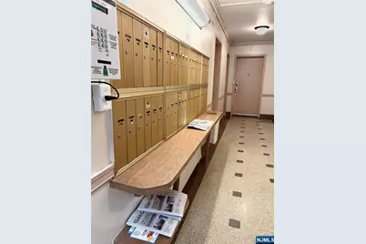 3071 Edwin 2B #2B, Fort Lee, NJ 07024 - Photo 13