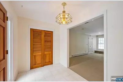 78 Woodmont Drive, Woodcliff Lake, NJ 07677 - Photo 3