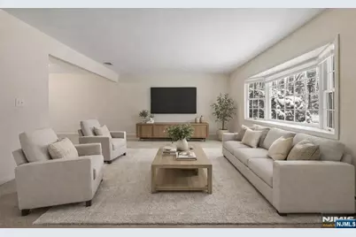 78 Woodmont Drive, Woodcliff Lake, NJ 07677 - Photo 9