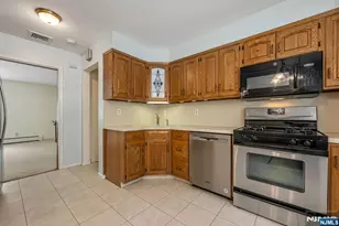 78 Woodmont Dr, Woodcliff Lake, NJ 07677 - Photo 15