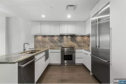 320 Adolphus Avenue 604 #604, Cliffside Park, NJ 07010 - Photo 7