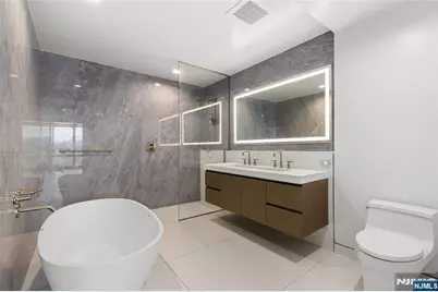 320 Adolphus Avenue 604 #604, Cliffside Park, NJ 07010 - Photo 11