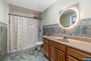 238 Park Ave, Teaneck Township, NJ 07666 - Photo 19