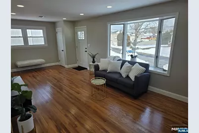 351 Woodcrest Place, Saddle Brook Township, NJ 07663 - Photo 5