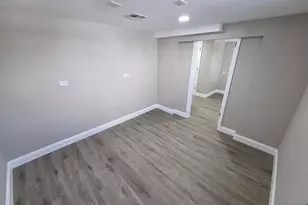 351 Woodcrest Pl, Saddle Brook Township, NJ 07663 - Photo 23