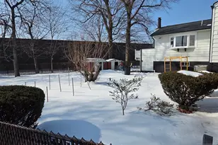 351 Woodcrest Pl, Saddle Brook Township, NJ 07663 - Photo 13