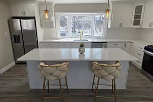 351 Woodcrest Pl, Saddle Brook Township, NJ 07663 - Photo 11