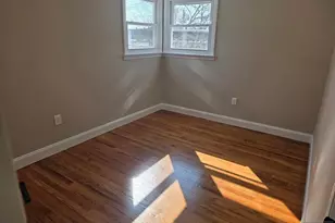 351 Woodcrest Pl, Saddle Brook Township, NJ 07663 - Photo 15