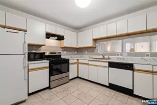 50 Pine Street 9G, Montclair, NJ 07042 - Photo 9