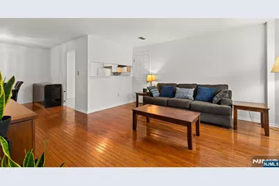 50 Pine Street 9G #9G, Montclair, NJ 07042 - Photo 3