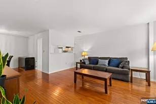 50 Pine Street 9G, Montclair, NJ 07042 - Photo 3