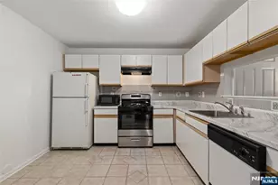 50 Pine Street 9G, Montclair, NJ 07042 - Photo 7