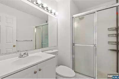 50 Pine Street 9G #9G, Montclair, NJ 07042 - Photo 11