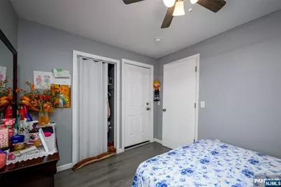 527 Cary Street, Orange, NJ 07050 - Photo 27