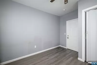 527 Cary Street, Orange, NJ 07050 - Photo 25