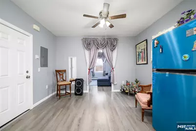 527 Cary Street, Orange, NJ 07050 - Photo 23