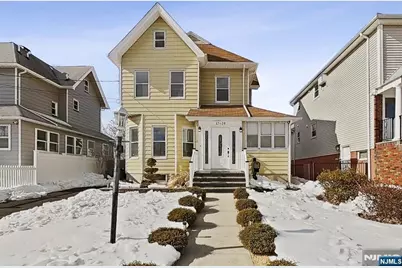 17 Franklin Place, Kearny, NJ 07032 - Photo 1