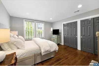 163 Godwin Avenue 1 #1, Ridgewood, NJ 07450 - Photo 17