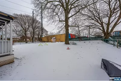 180 Beech Street, Belleville, NJ 07109 - Photo 15