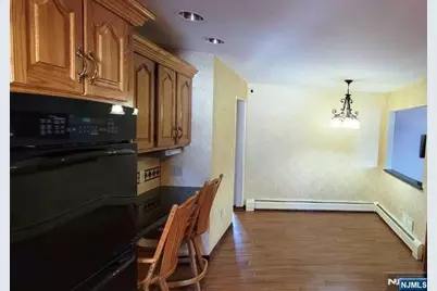 16 Zimmer Avenue, Midland Park, NJ 07432 - Photo 9