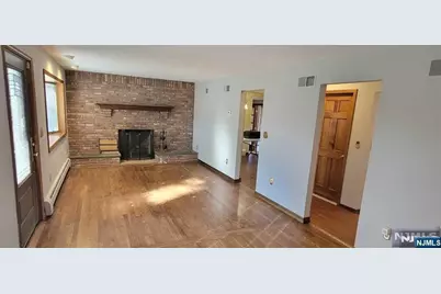 16 Zimmer Avenue, Midland Park, NJ 07432 - Photo 3