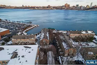 21 Grand Cove Way, Edgewater, NJ 07020 - Photo 37