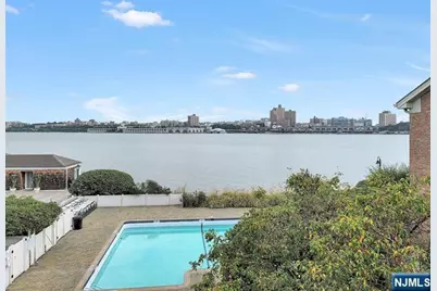 21 Grand Cove Way, Edgewater, NJ 07020 - Photo 41