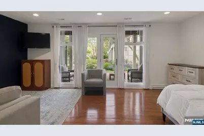 21 Grand Cove Way, Edgewater, NJ 07020 - Photo 31