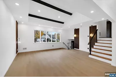 32 Luhman Terrace, Secaucus, NJ 07094 - Photo 19